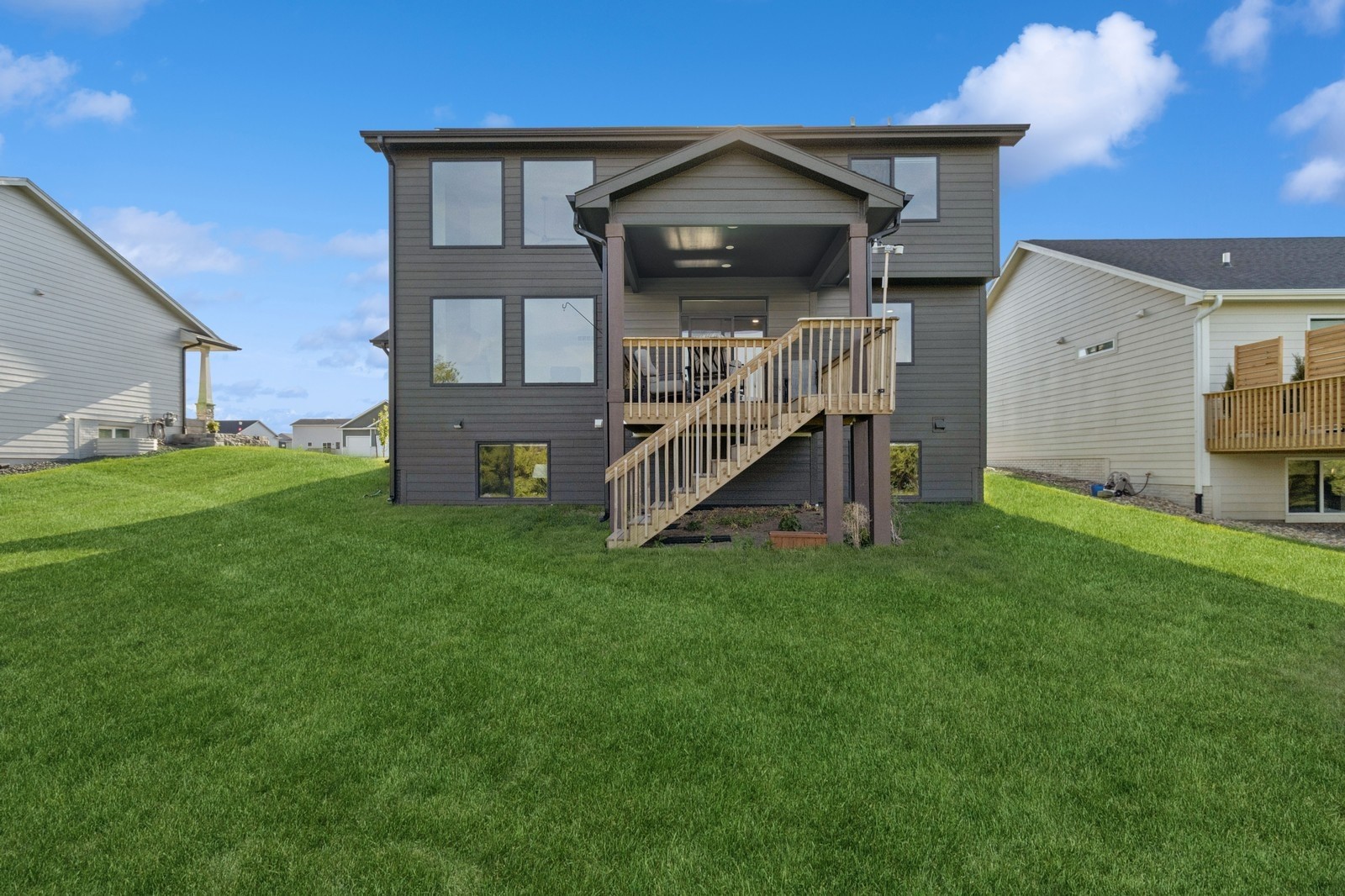585 NW Rosemont Drive, Waukee, Iowa image 32