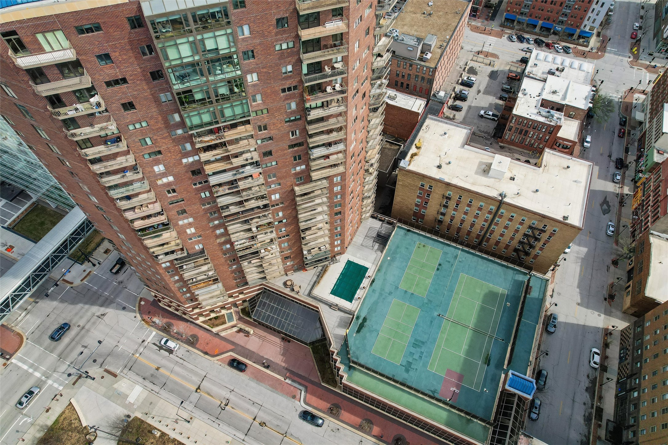 300 Walnut Street 707