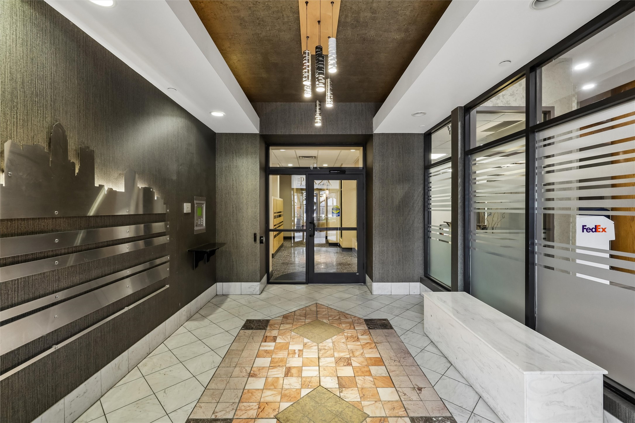 300 Walnut Street 707