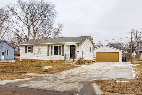 305 NE Sherman Drive Ankeny IA 50021