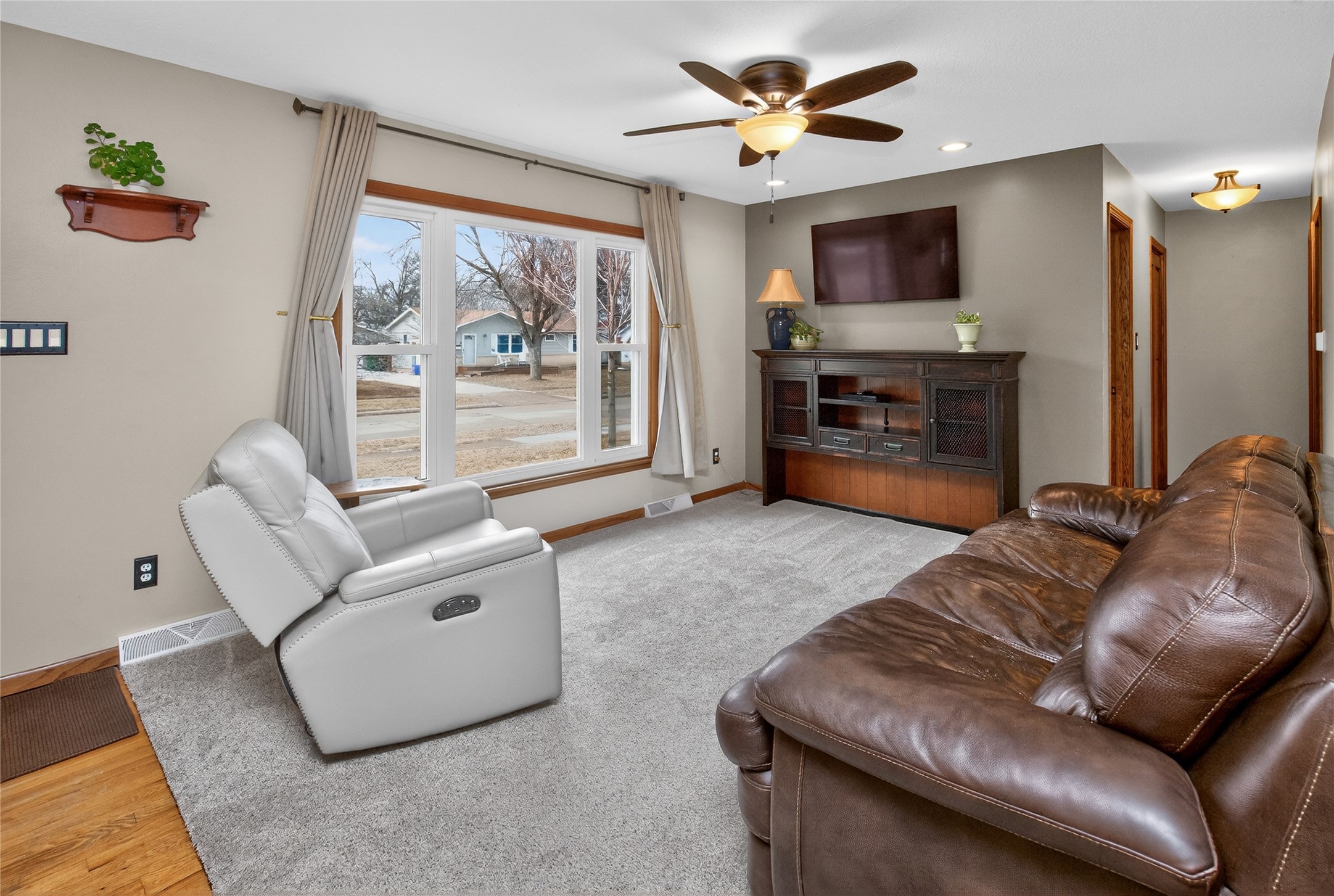 305 NE Sherman Drive