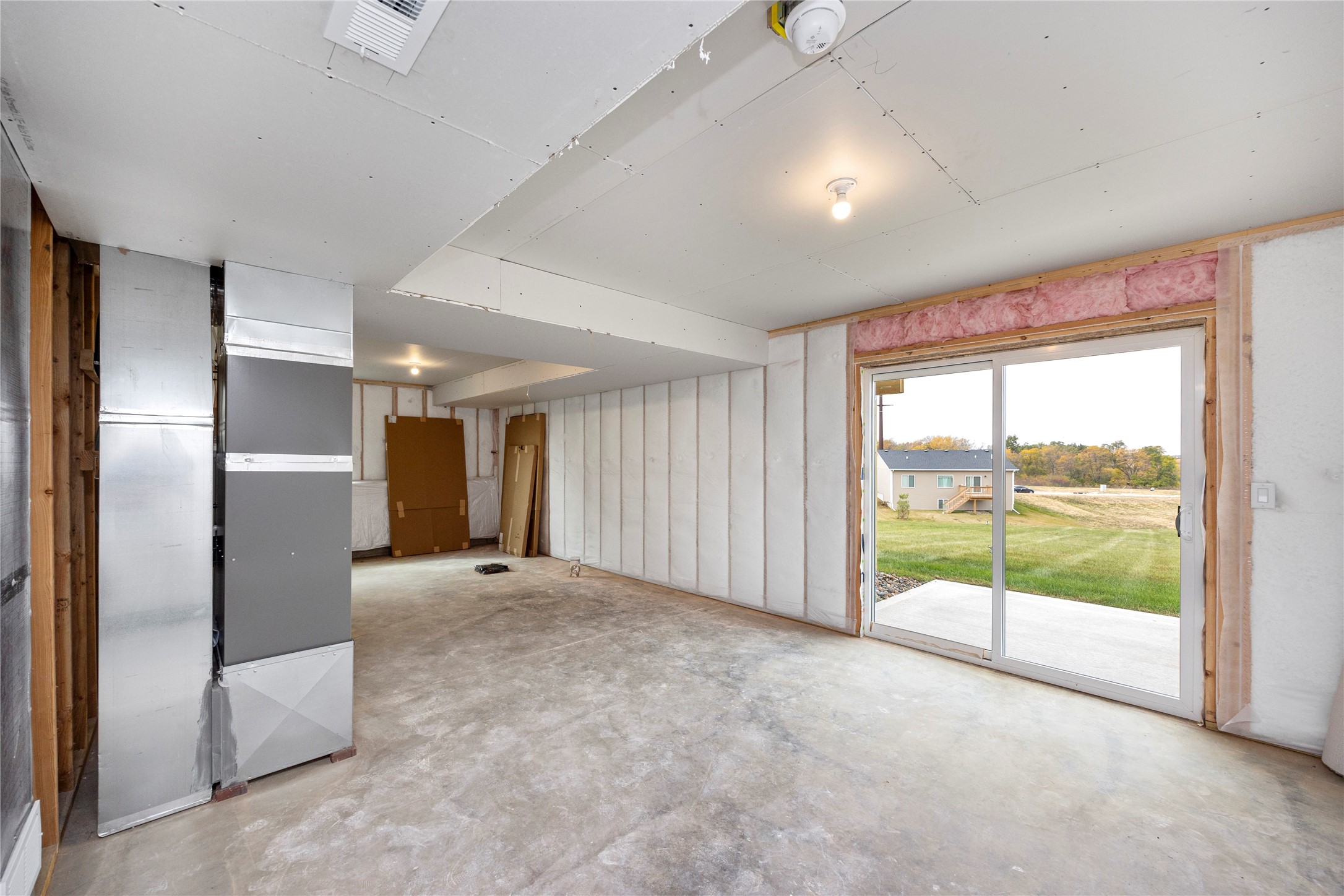 16525 Bentwood Drive, Urbandale, Iowa image 22