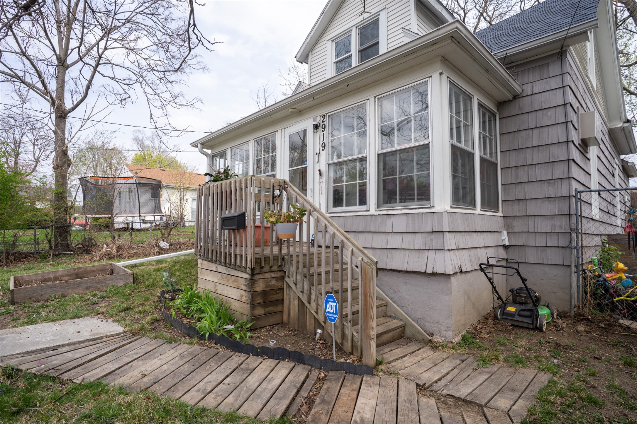 2919 1st Street, Des Moines, Iowa image 2