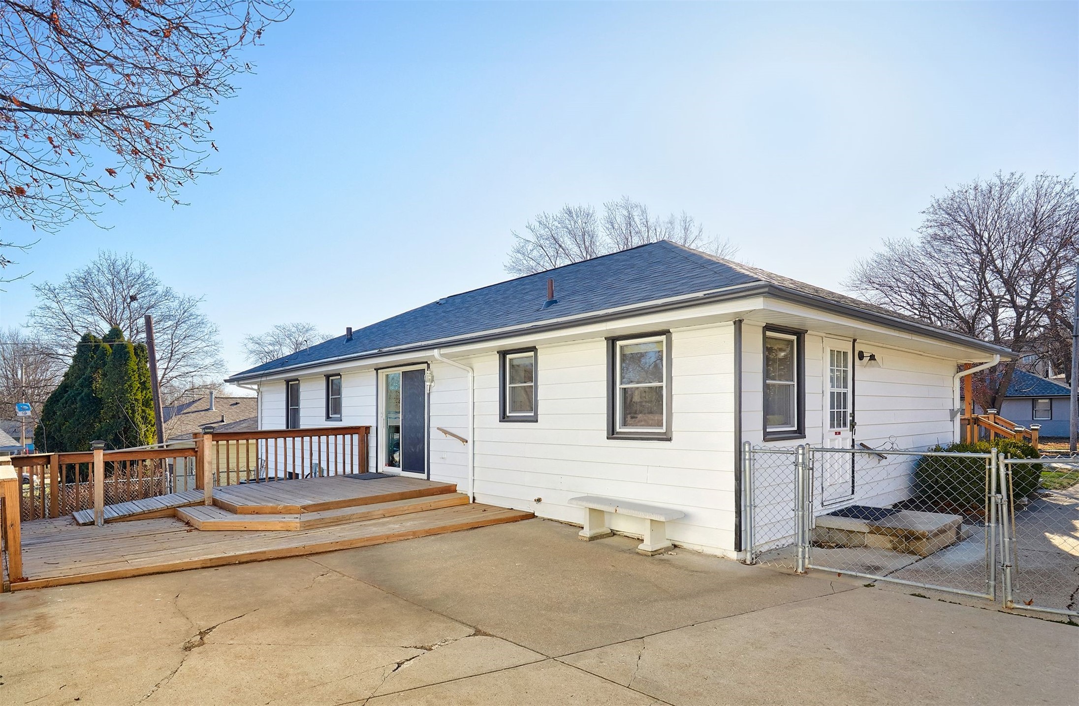 2221 Locust Street, West Des Moines, Iowa image 17