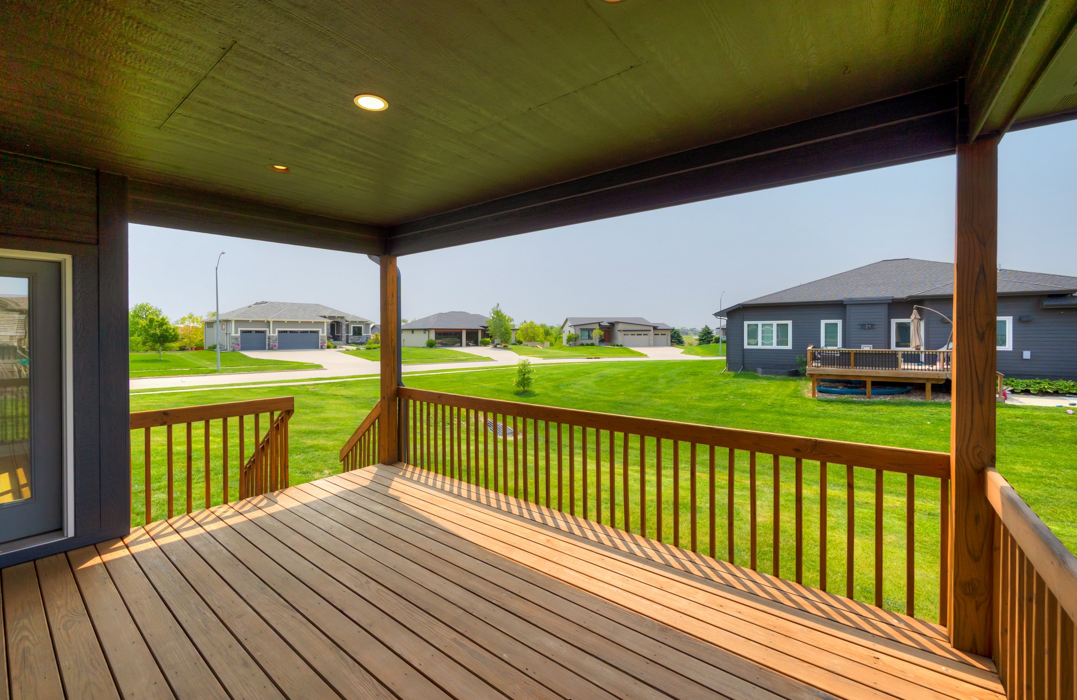 10566 NW 72nd Lane, Johnston, Iowa image 2