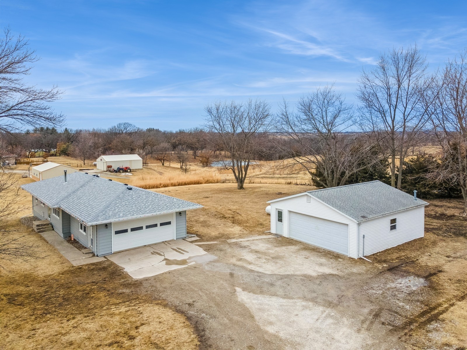 17517 Delaware Street, Carlisle, Iowa image 2