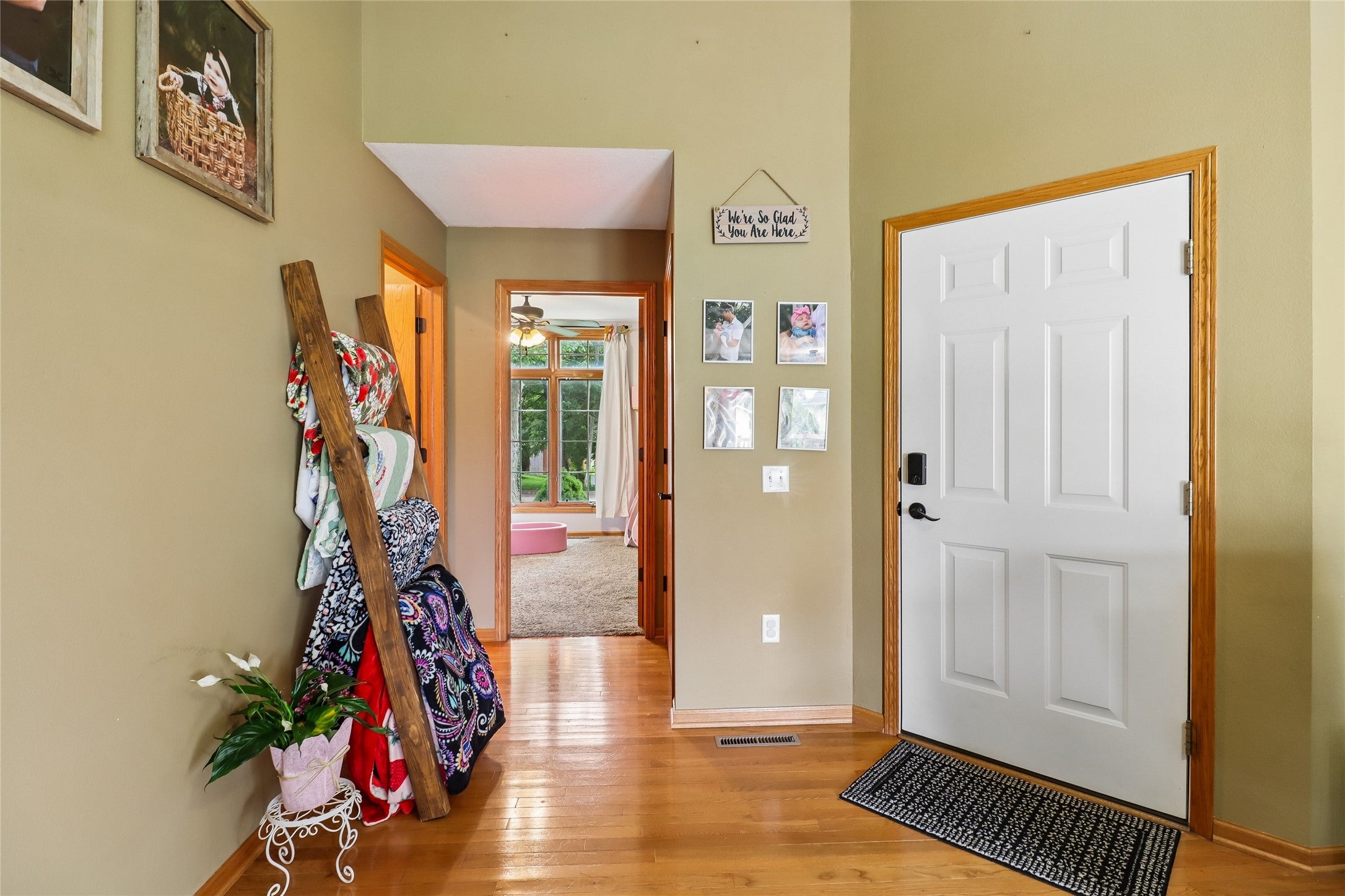 109 3rd Street SE
