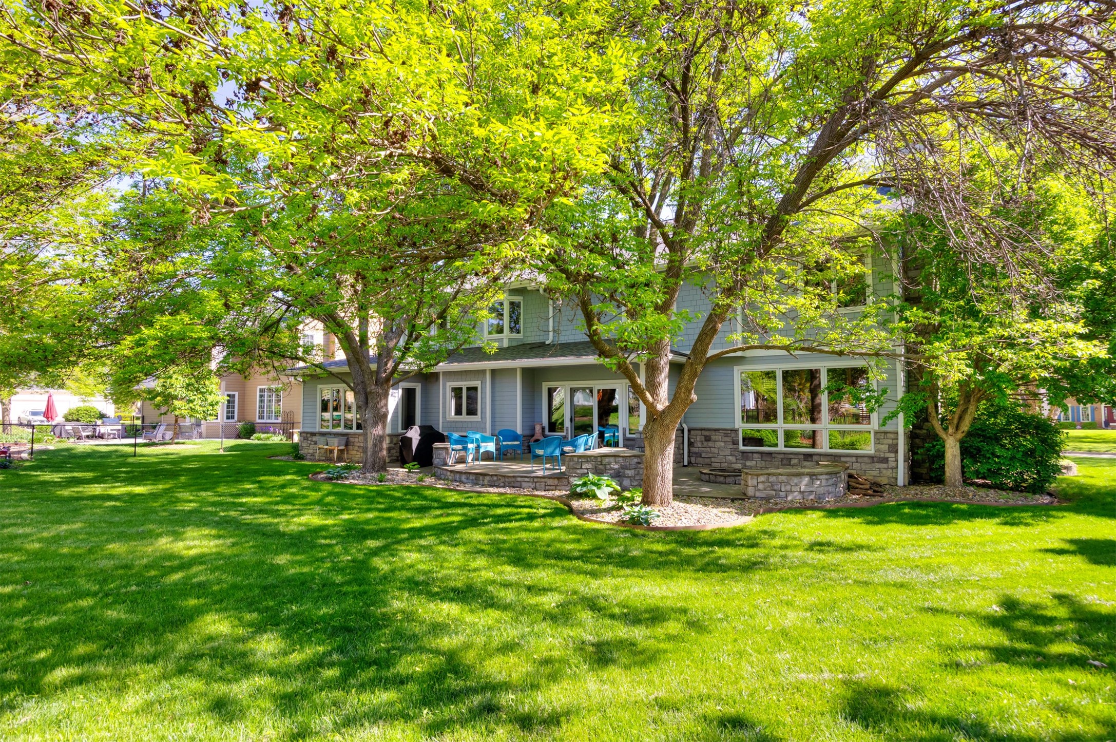 8140 Wellington Boulevard, Johnston, Iowa image 2