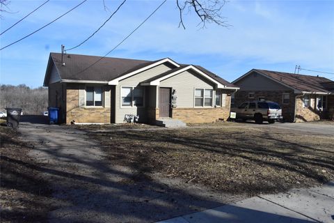 Multifamily For Sale - 2719 Boston Avenue<br/> Des Moines, IA 50310