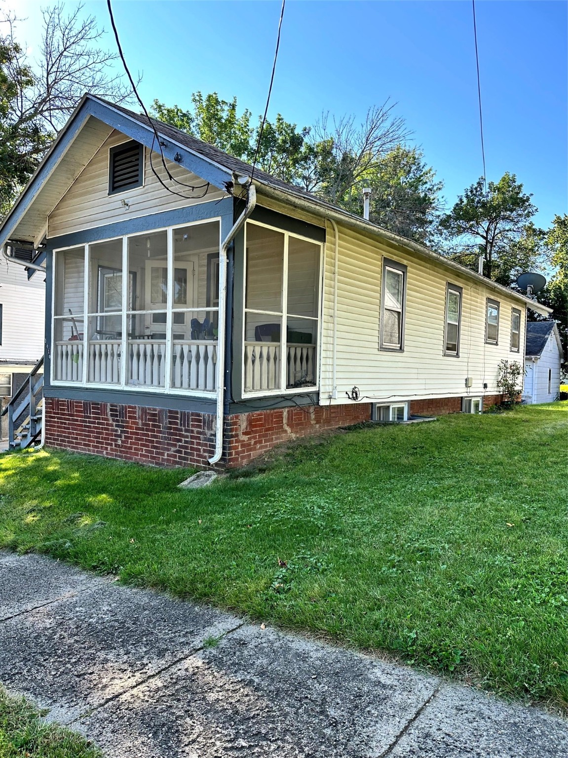 3410 Pleasant Street