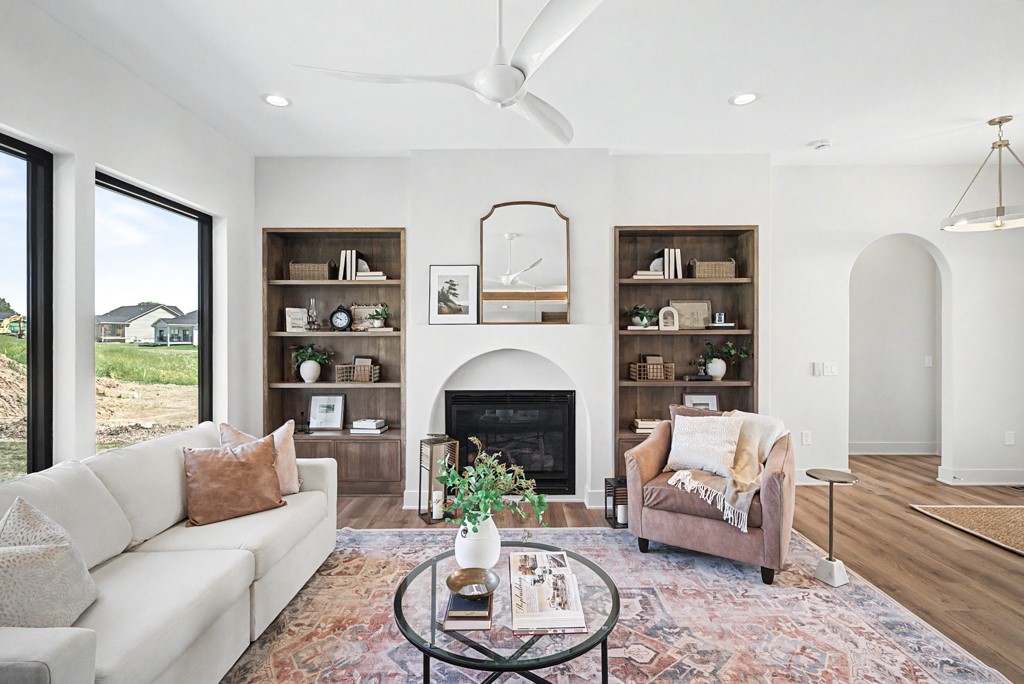 8435 Longmeadow Lane