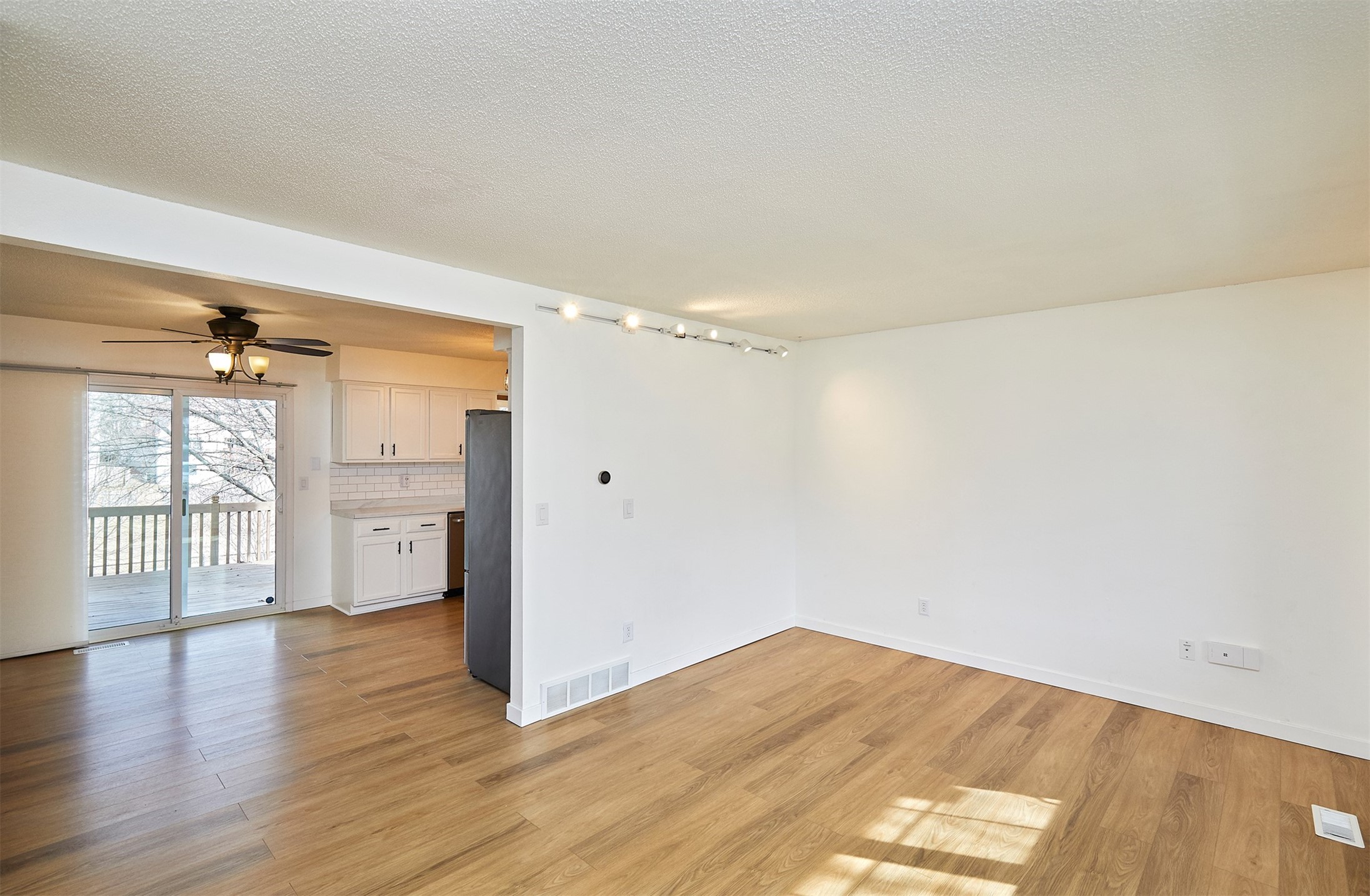 4815 Meadow Valley Drive