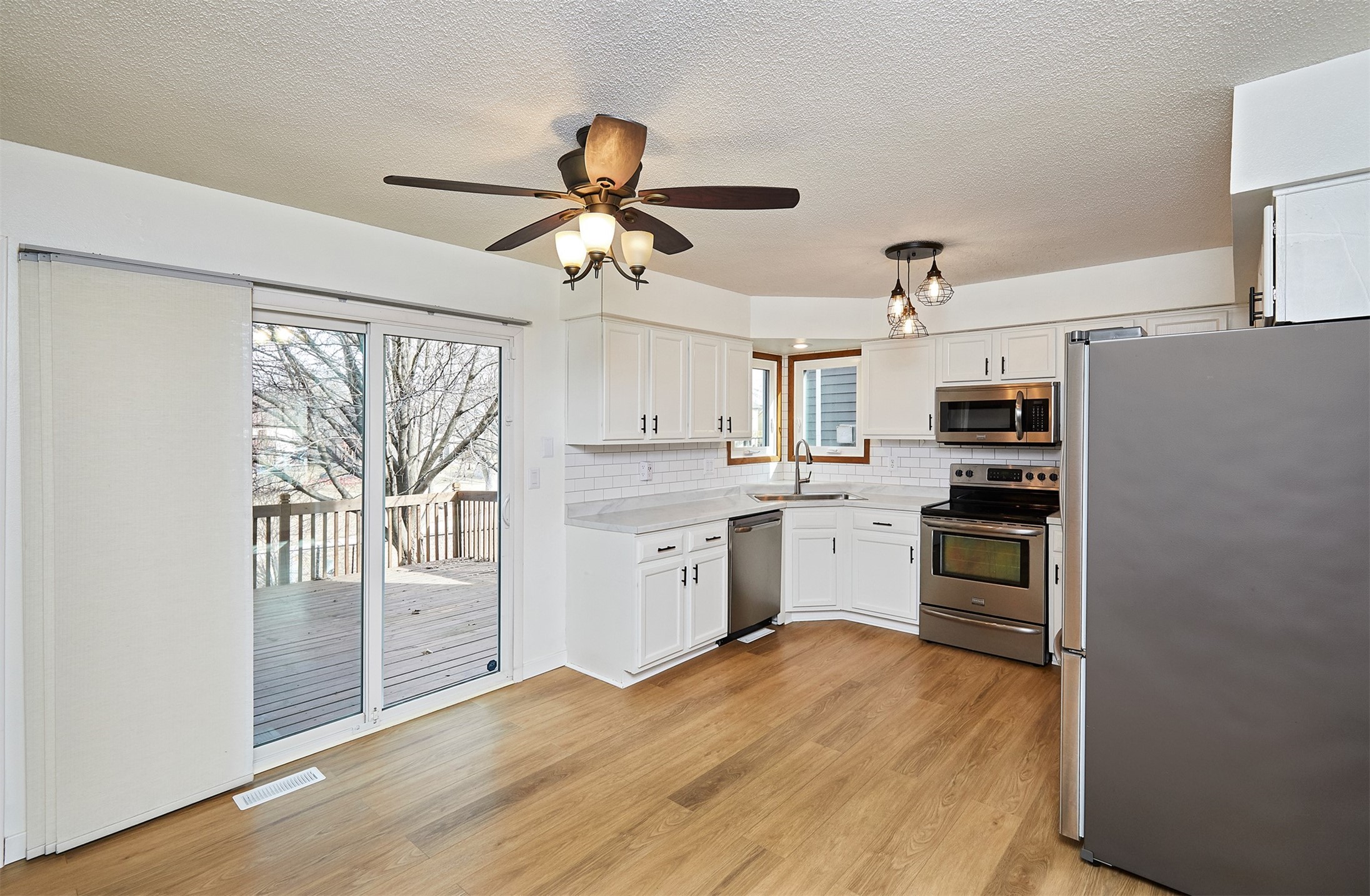 4815 Meadow Valley Drive