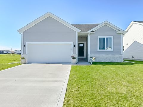 Homes For Sale - 4213 Ne 6th Street<br/> Ankeny, IA 50021
