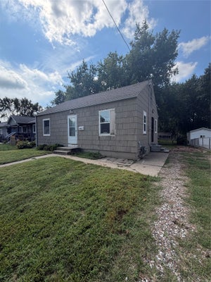 4038 6TH AVE, DES MOINES, IA 50313 - Image a1c5c2f7bff164ea00a729dbd739551b/3187340923