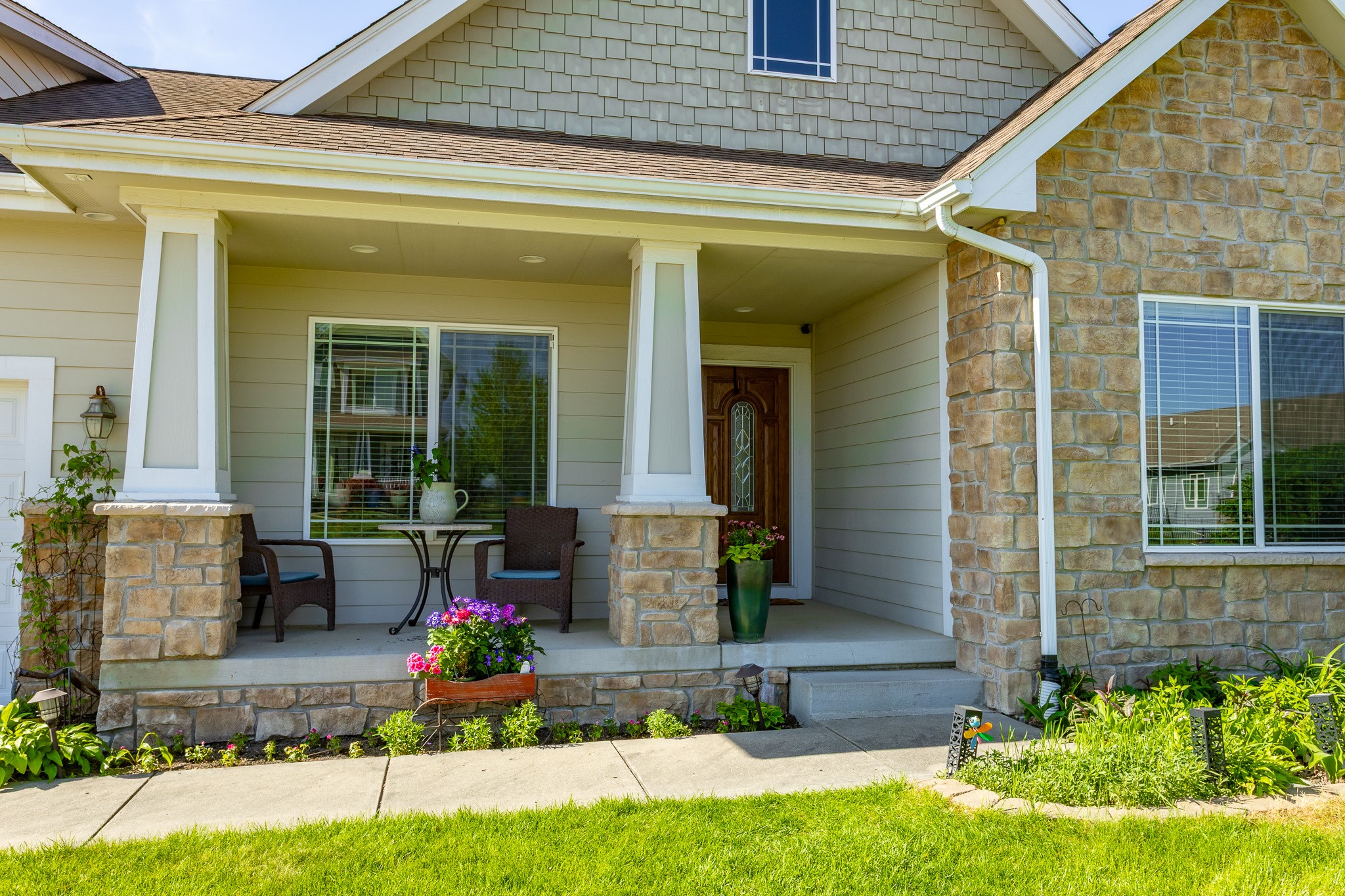1203 Lynne Drive, Adel, Iowa image 1