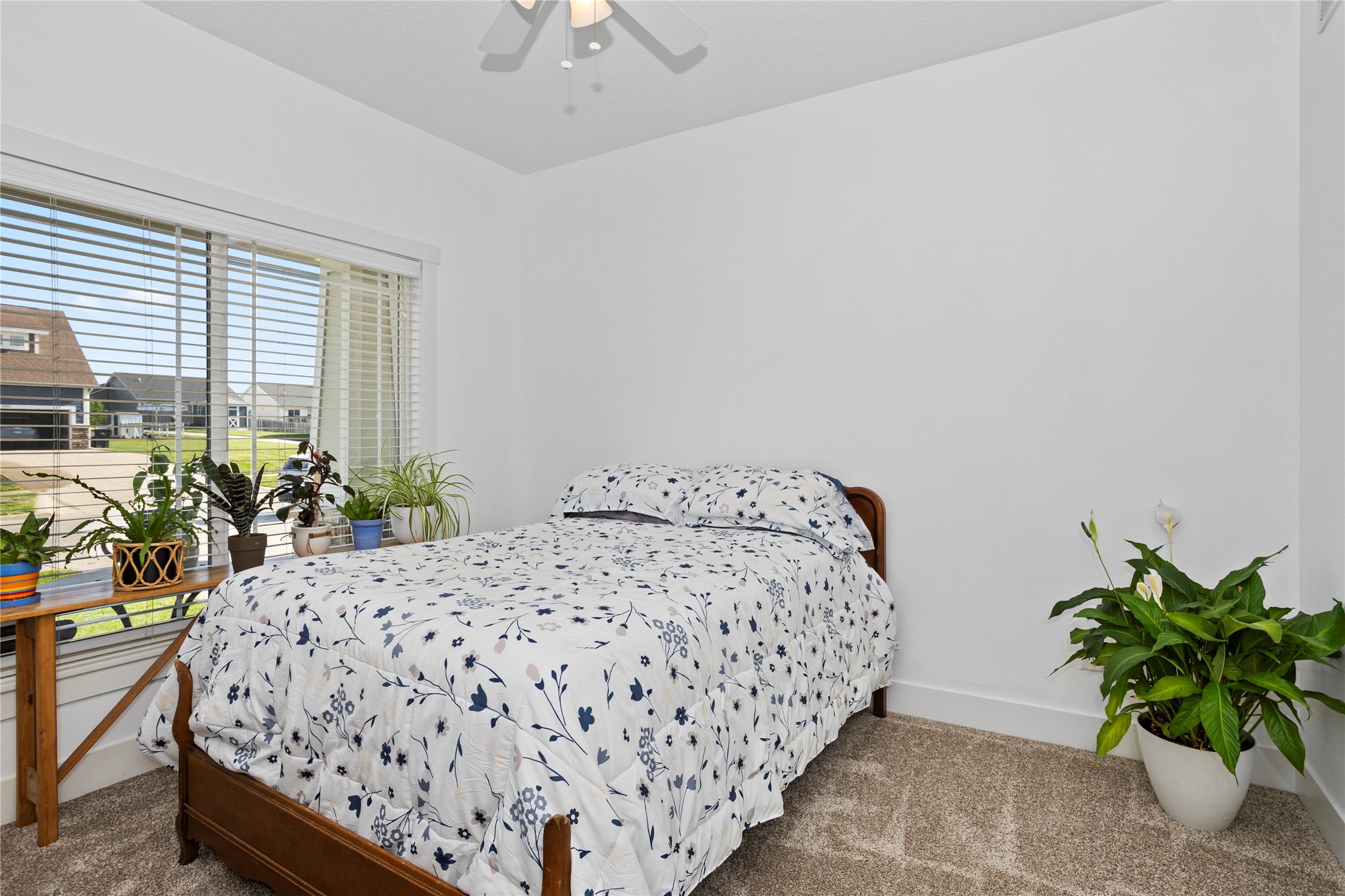 1203 Lynne Drive, Adel, Iowa image 9