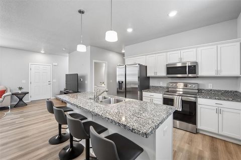Condo For Sale - 248 NW Common Place<br/> Waukee, IA 50263