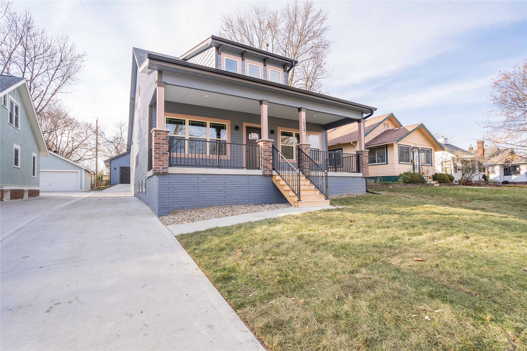 1524 43rd Street, Des Moines, Iowa image 2