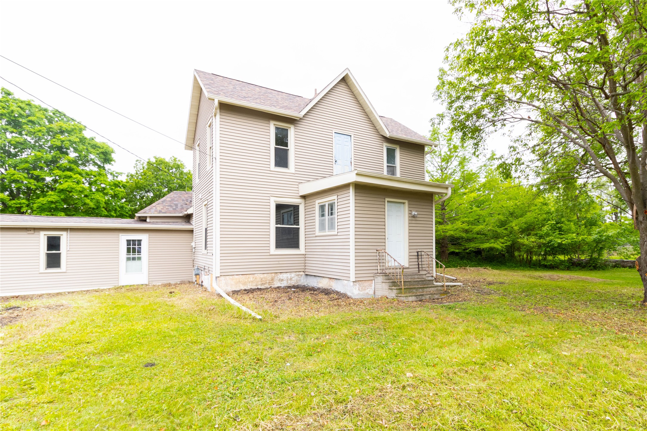302 3rd Avenue, Altoona, Iowa image 6