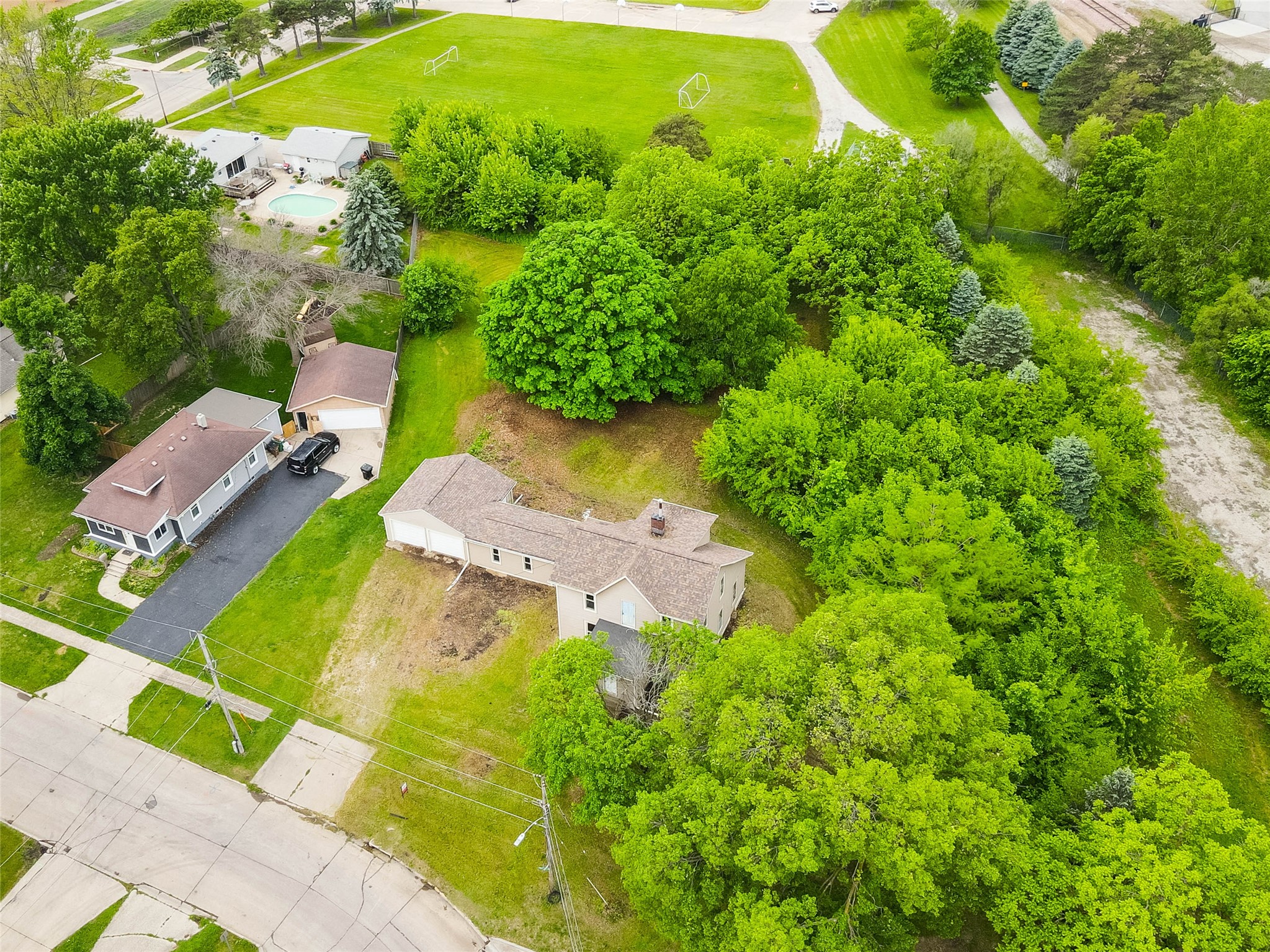 302 3rd Avenue, Altoona, Iowa image 4