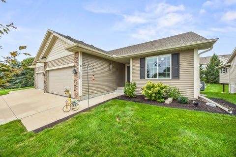 Condo For Sale - 5608 SE 24th Street<br/> Des Moines, IA 50320