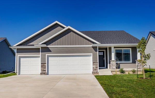 1108 FEATHERSTONE AVE NE, BONDURANT, IA 50035 - Image a20506dbfcacffe79a2ec516a4a35d0f/2782974304