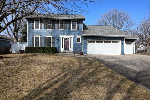 Homes For Sale - 6201 Center Street<br/> West Des Moines, IA 50266