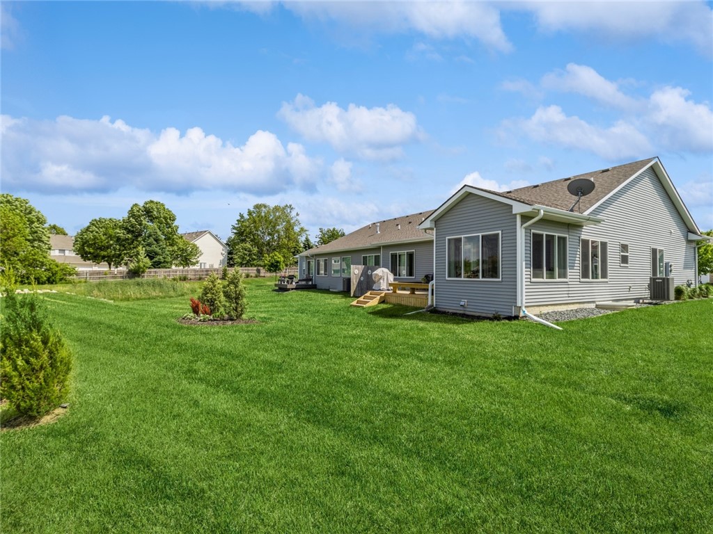 1685 SE Silver Pointe Drive, Waukee, Iowa image 33