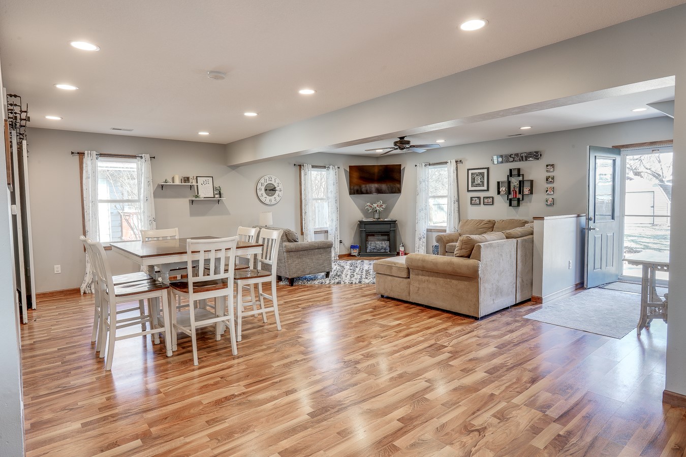 1210 Broadway Street