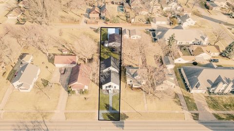 1210 Broadway Street Pella IA 50219