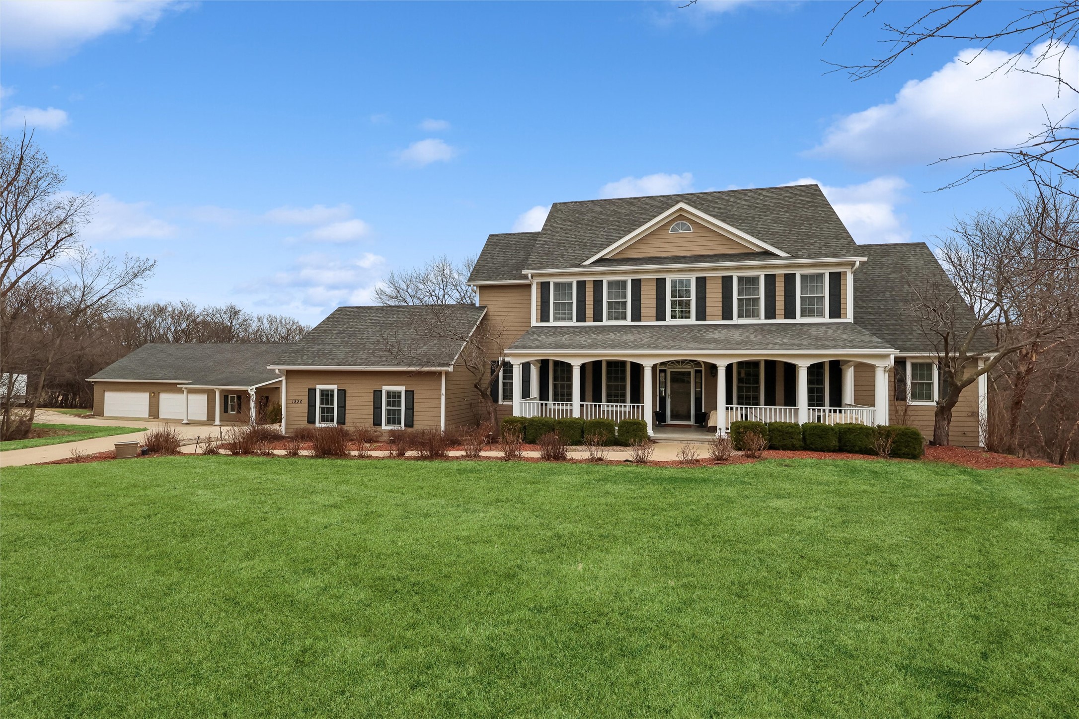 1820 SE Browns Woods Cove