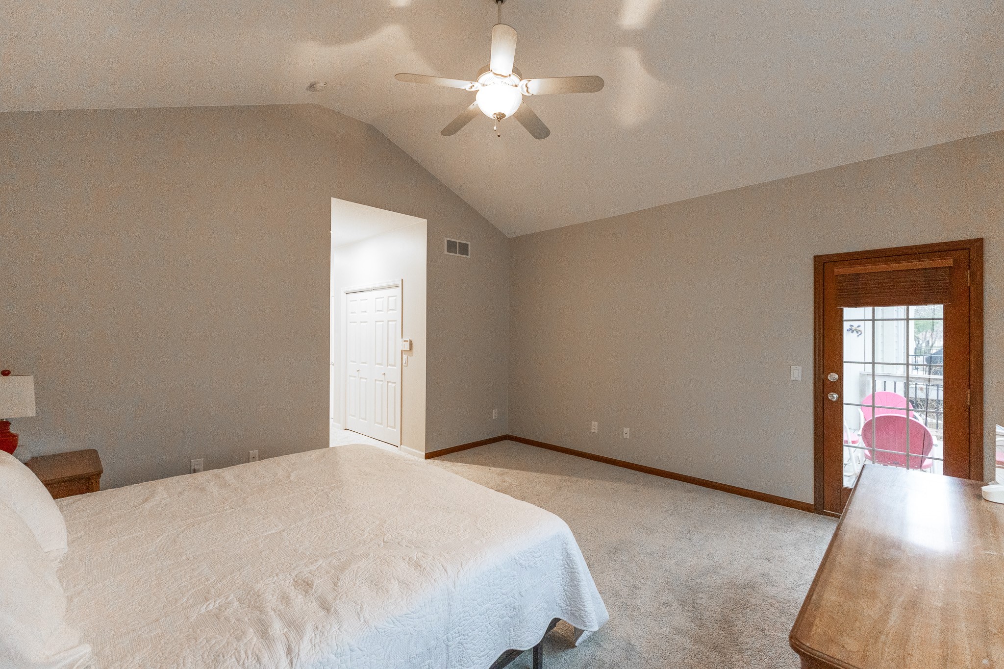 13598 Village Court, Clive, Iowa image 15