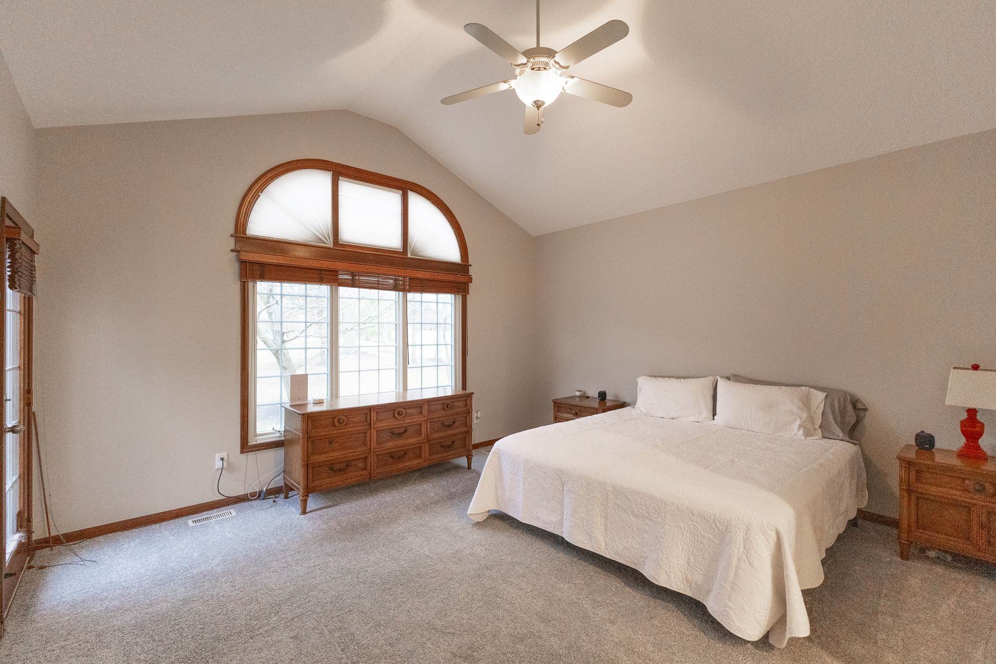 13598 Village Court, Clive, Iowa image 14