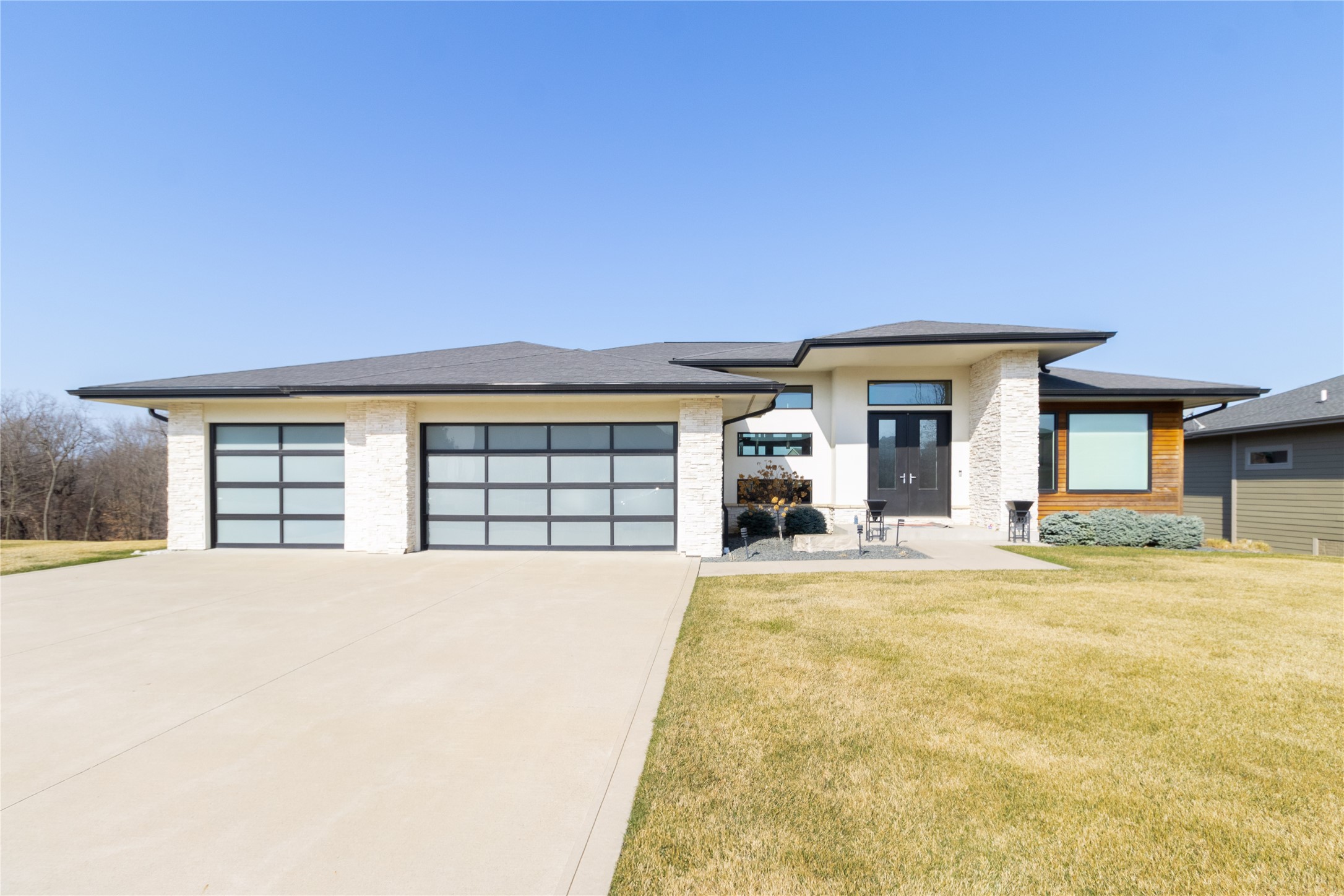 3120 Whitepine Court, Waukee, Iowa image 1