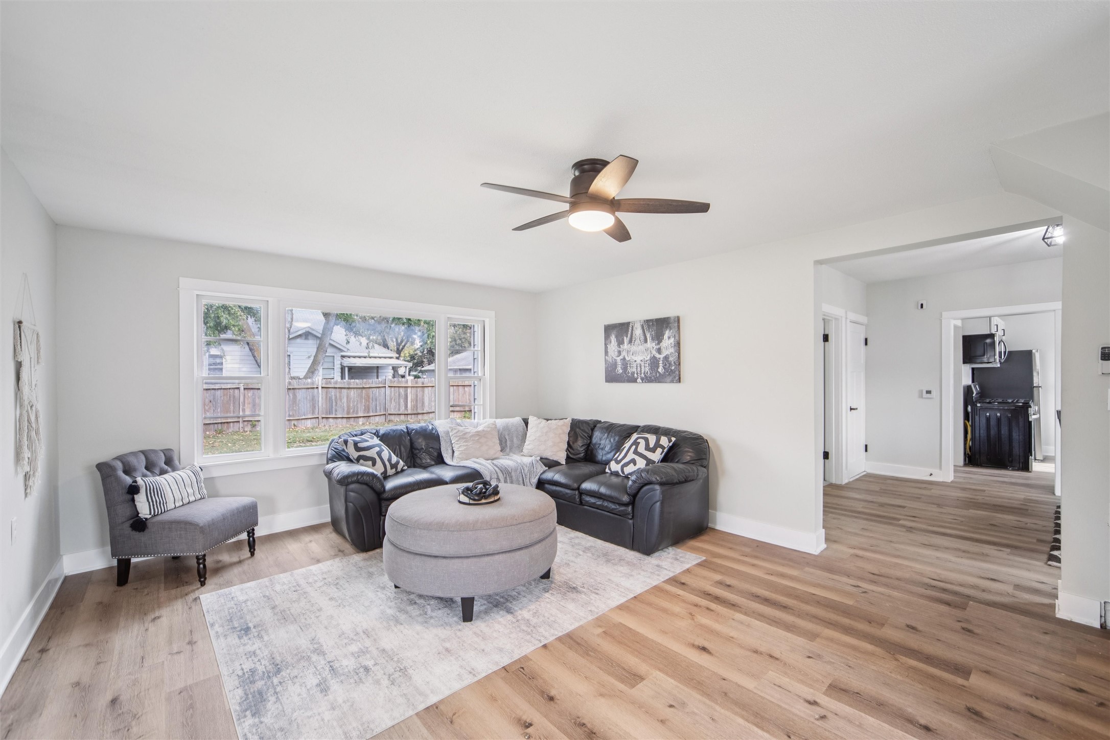 212 Nile Kinnick Drive N