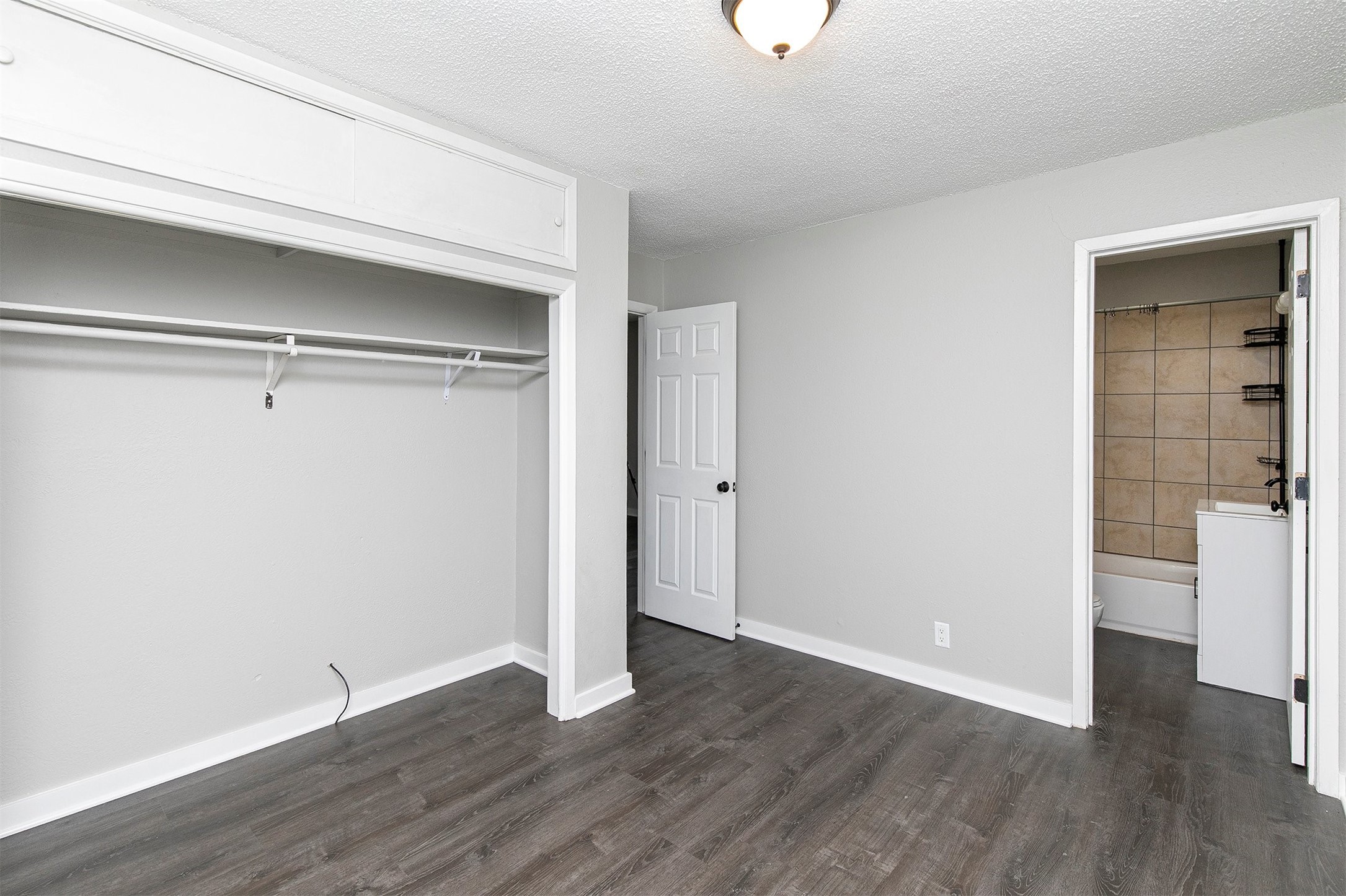117 S Conrey Street, Knoxville, Iowa image 13