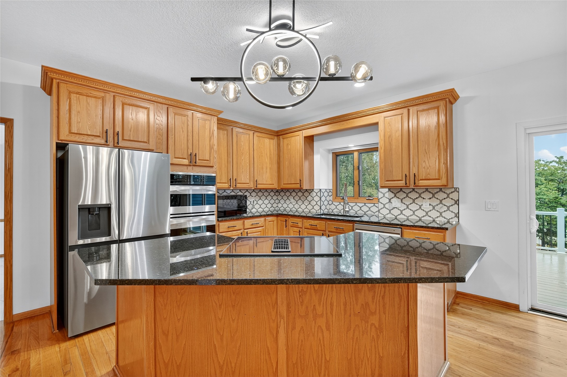 5924 Highland Circle