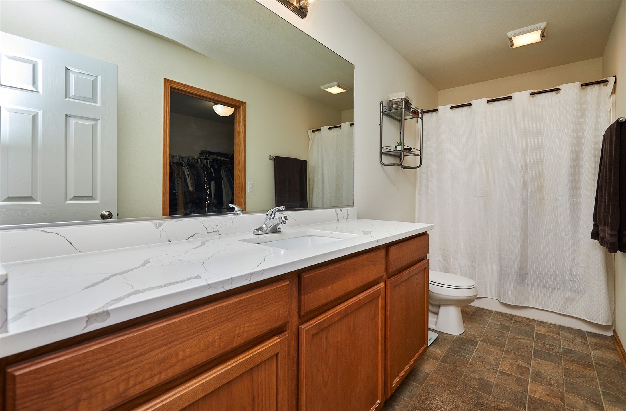 9323 Wilson Street, West Des Moines, Iowa image 23