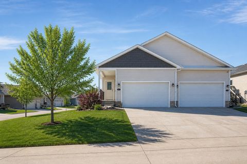 Condo For Sale - 711 Dogwood Lane<br/> Warren County, Norwalk, IA 50211