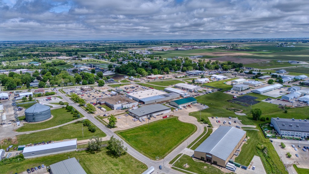 TBD SE 9th Street, Pella, Iowa image 15