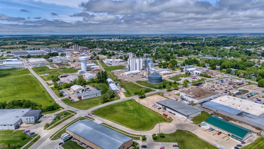TBD SE 9th Street, Pella, Iowa image 9