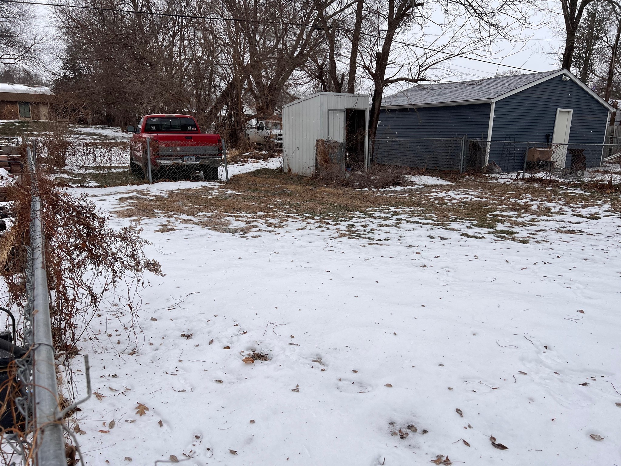 2710 E Washington Avenue