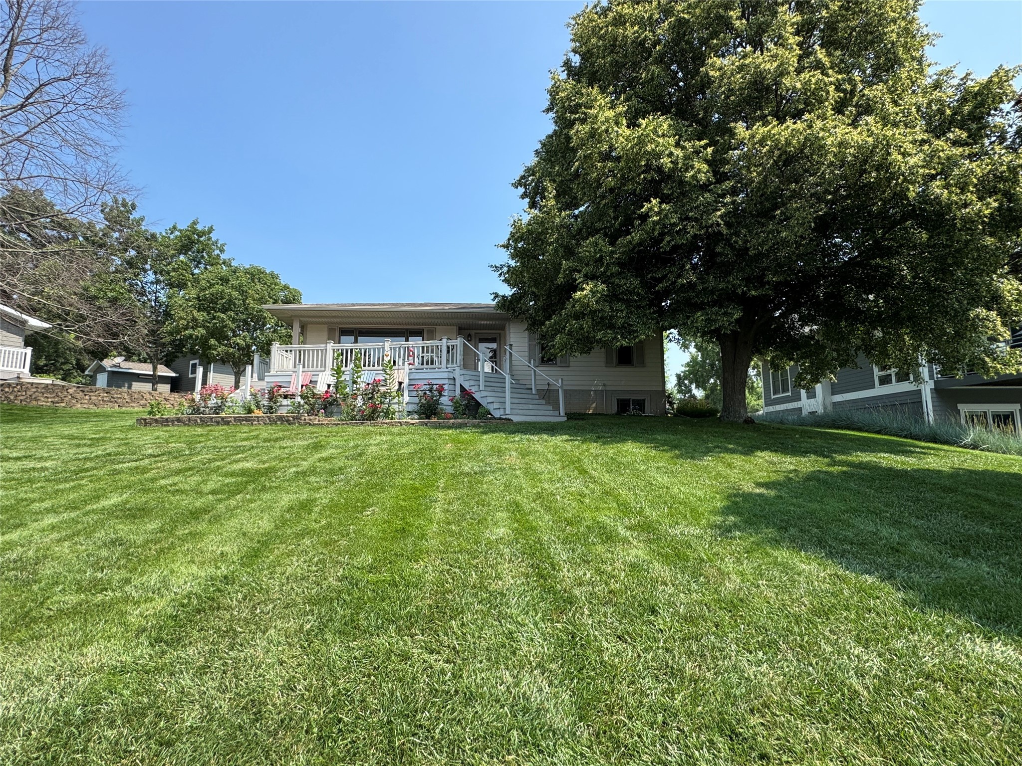 1267 Frontier Road
