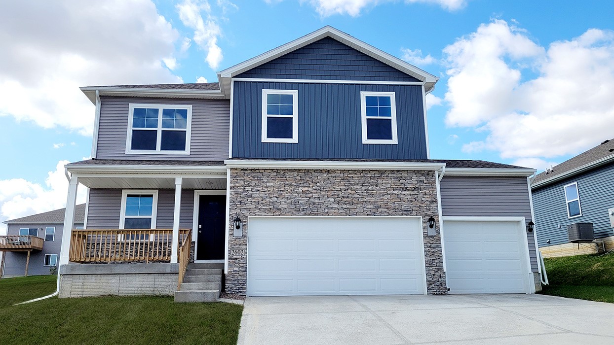 439 Meadows Court, Polk City, Iowa image 1