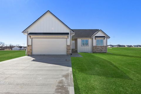 Apartment For Sale - 1620 Tiernan Trail<br/> Guthrie County, Stuart, IA 50250