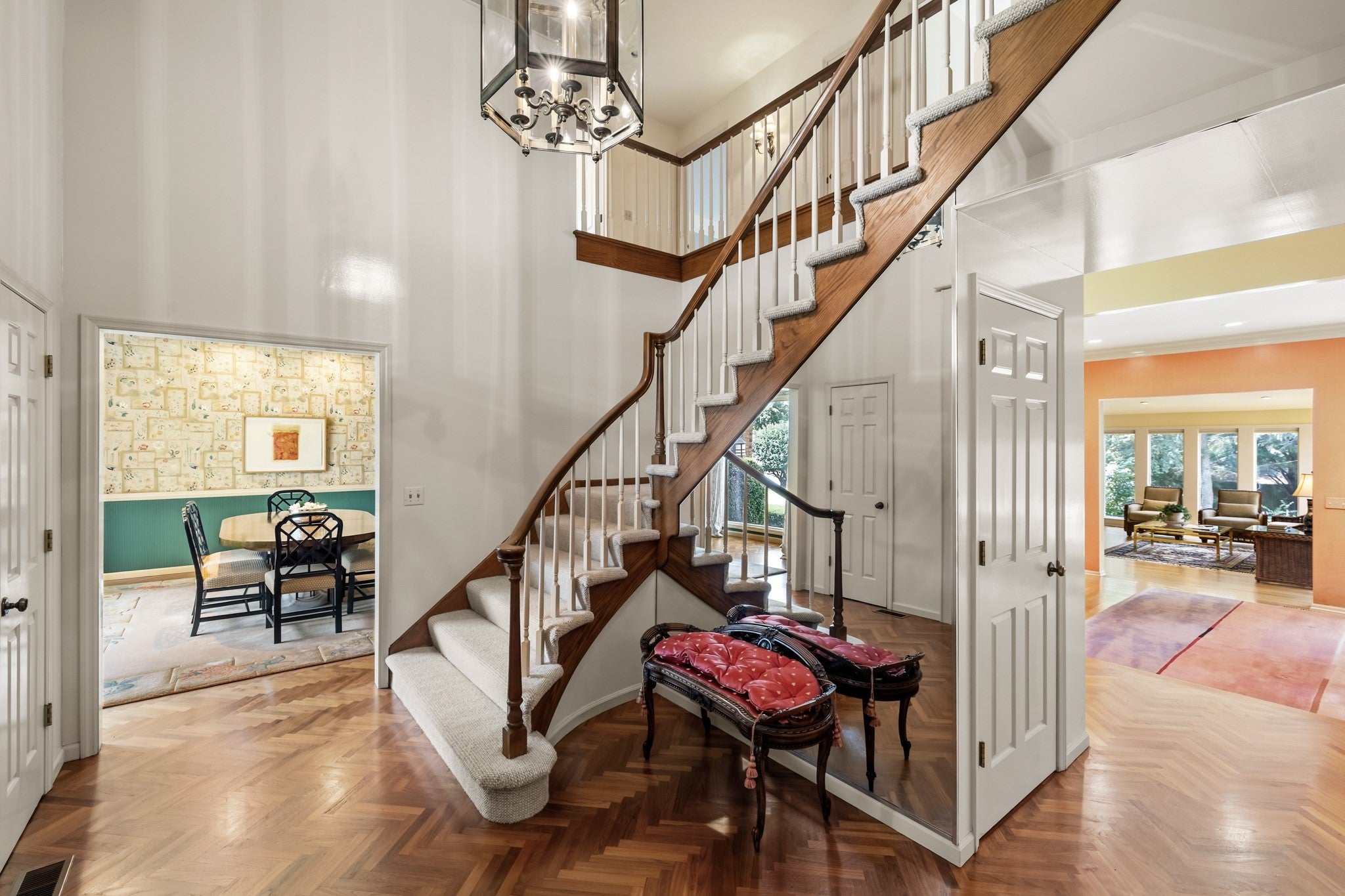 2900 Cayuga Point