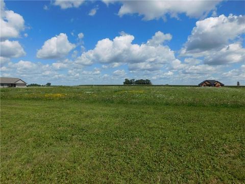 Vacant Land For Sale - 2002 Spaulding Lane<br/> Poweshiek County, Grinnell, IA 50112