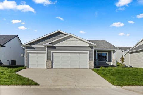 Condo For Sale - 9405 Modena Lane<br/> West Des Moines, IA 50266