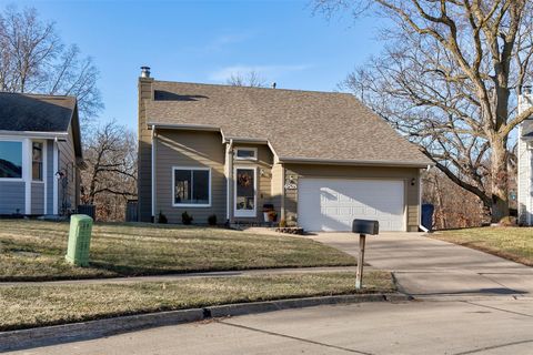 4828 71st Street Urbandale IA 50322